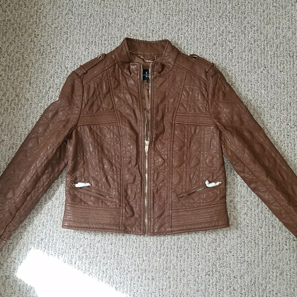 Chic Leather Jacket
